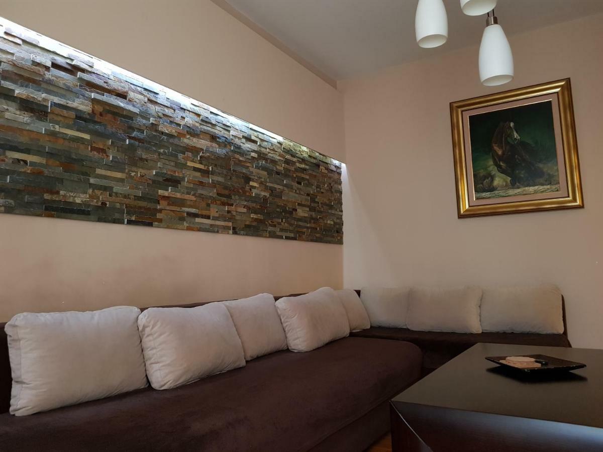 Apartmán Hulk Vrsac Exteriér fotografie